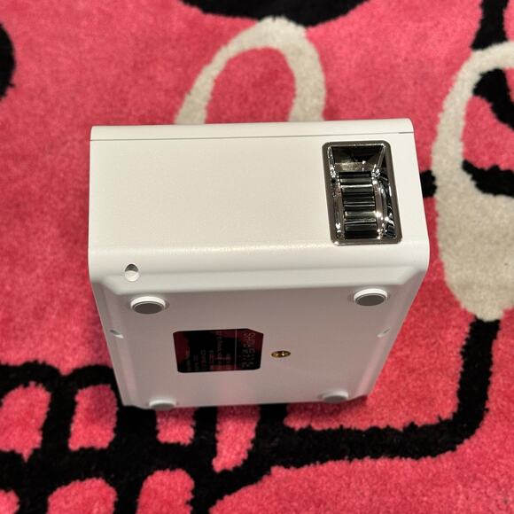 Wielio 1080P Projector – 12000 Lumen 4K Portable Home Video WiFi & Bluetooth - Picture 8 of 10